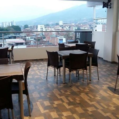 Hotel Giron Plaza Dış mekan fotoğraf
